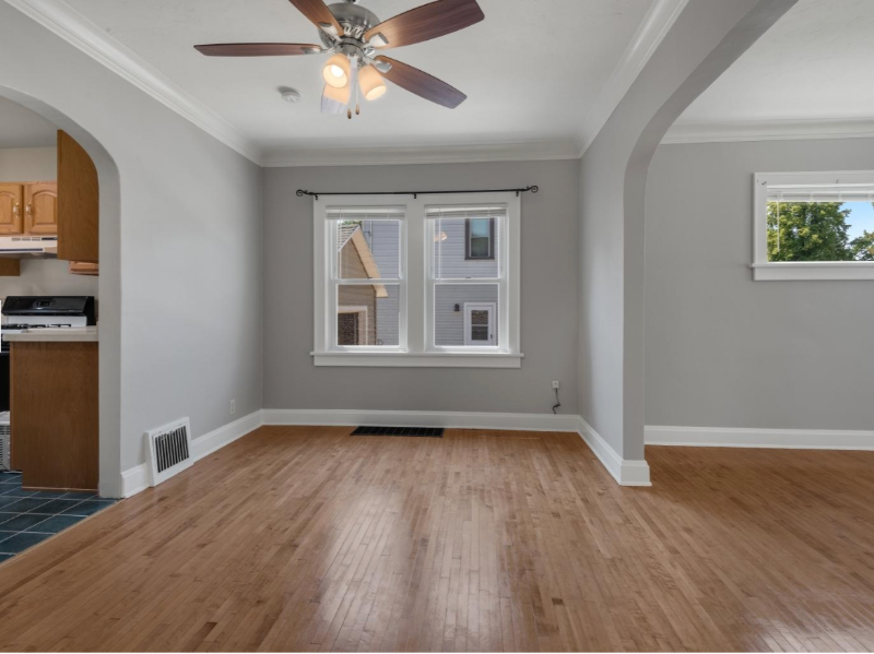520 Northern Ave - Photo 4 of 12