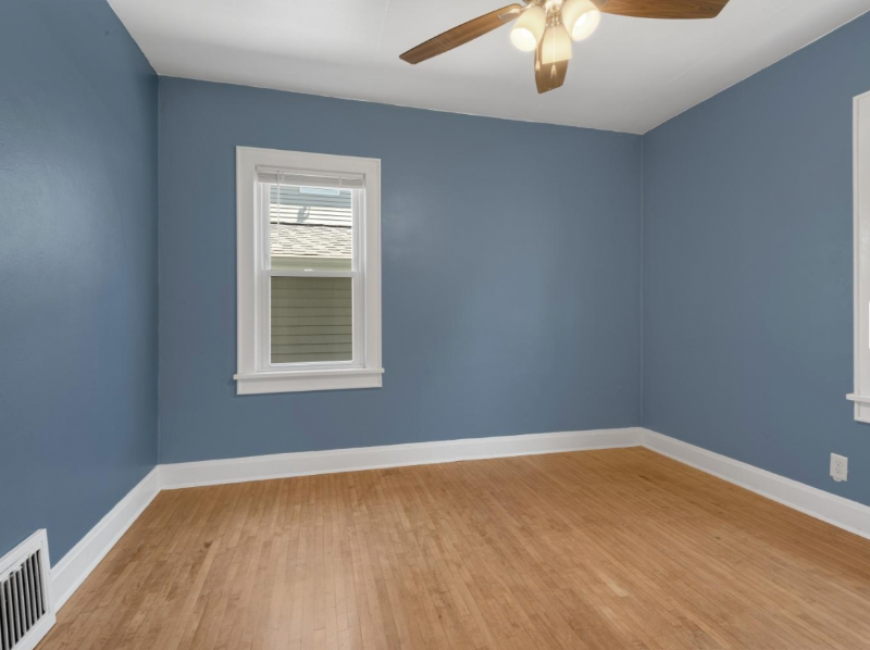 520 Northern Ave - Photo 7 of 12