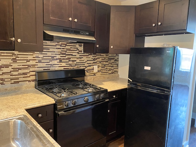 150 W Hanover St #3 - Photo 3 of 5