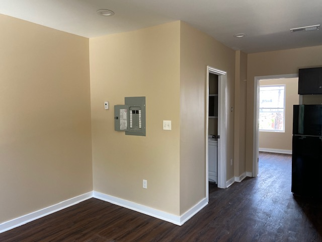 150 W Hanover St #3 - Photo 4 of 5