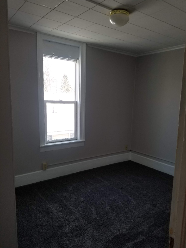 1135 S Grand Ave #2 - Photo 4 of 16