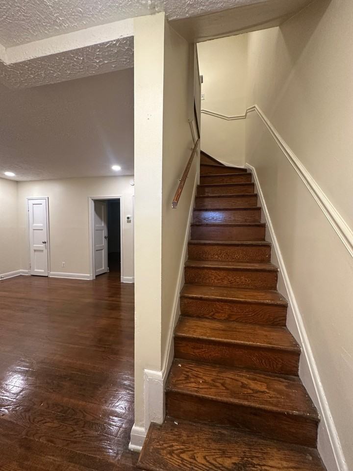 3112 E Federal St - Photo 2 of 10