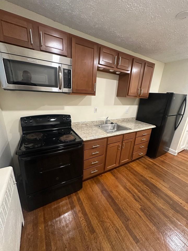 3112 E Federal St - Photo 4 of 10