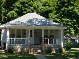 featured image of 1015 S Arnold St