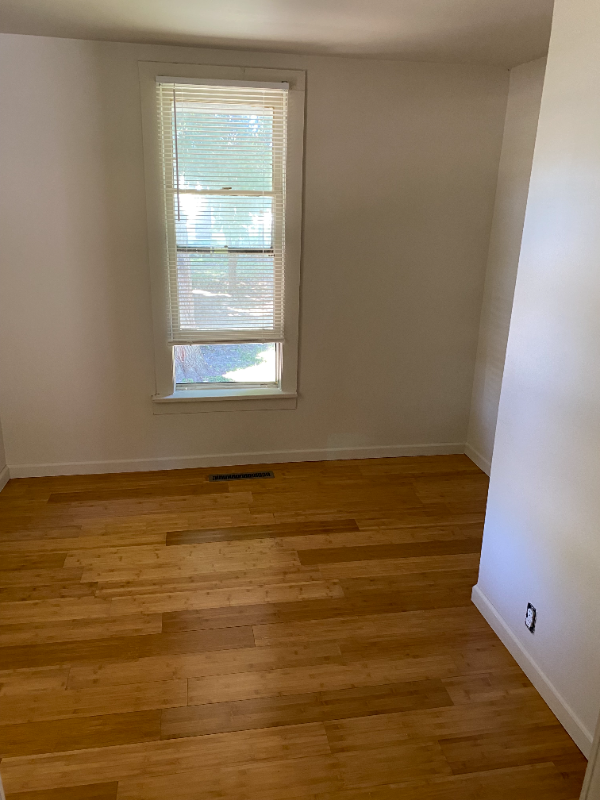 1015 S Arnold St - Photo 6 of 12