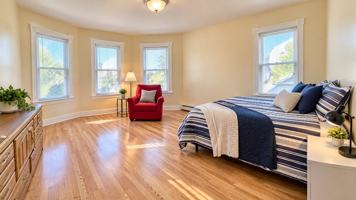 featured image of 206 California Ave
