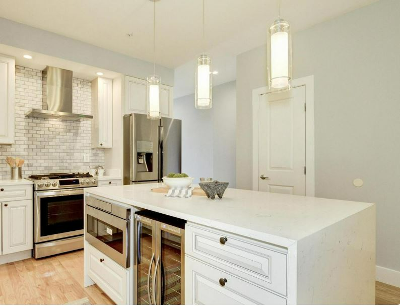 710 Kenyon St Nw #1 - Photo 4 of 11