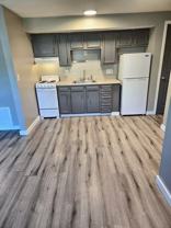 573 Irving Wick Dr E #E - Photo 1 of 1