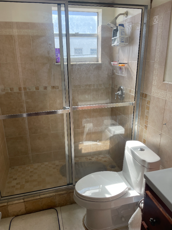 714 Ne 10th St #205 - Photo 6 of 8