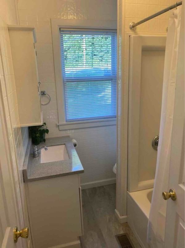 1924 Hall Ave - Photo 5 of 7