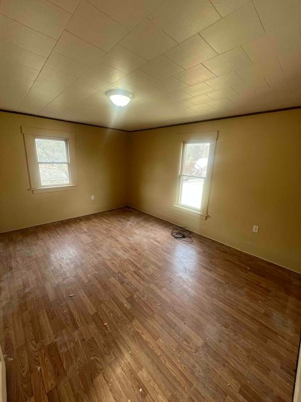 415 William St - Photo 6 of 9