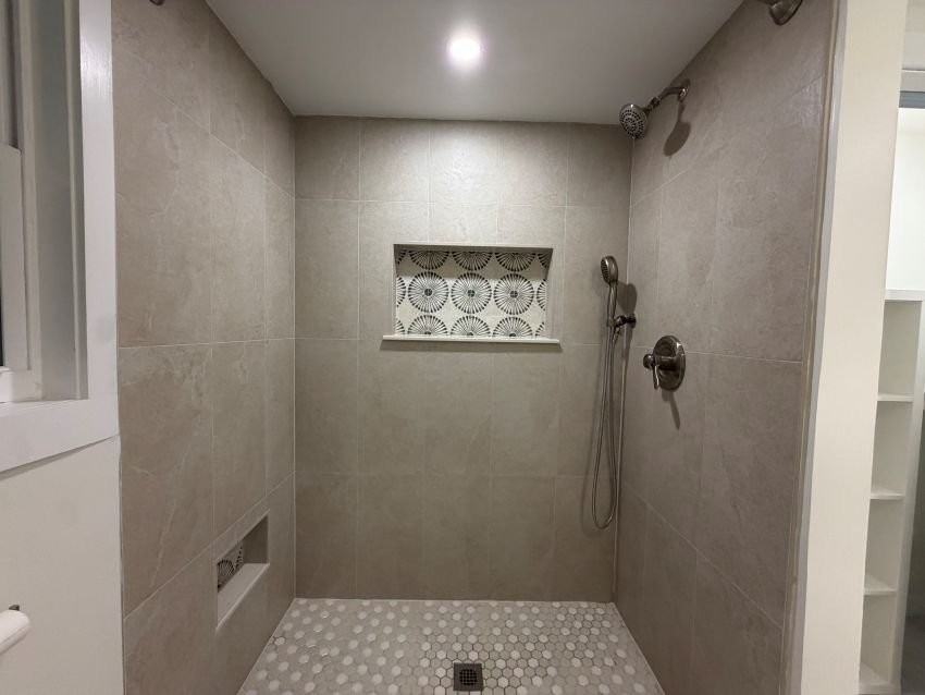 408 Old Central Rd #1 - Photo 4 of 20