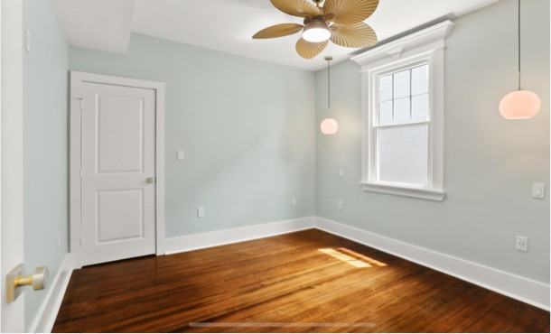 2835 Pine St - Photo 4 of 12