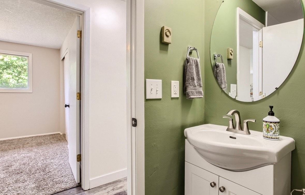 6119 Ne 104th Ct - Photo 4 of 11