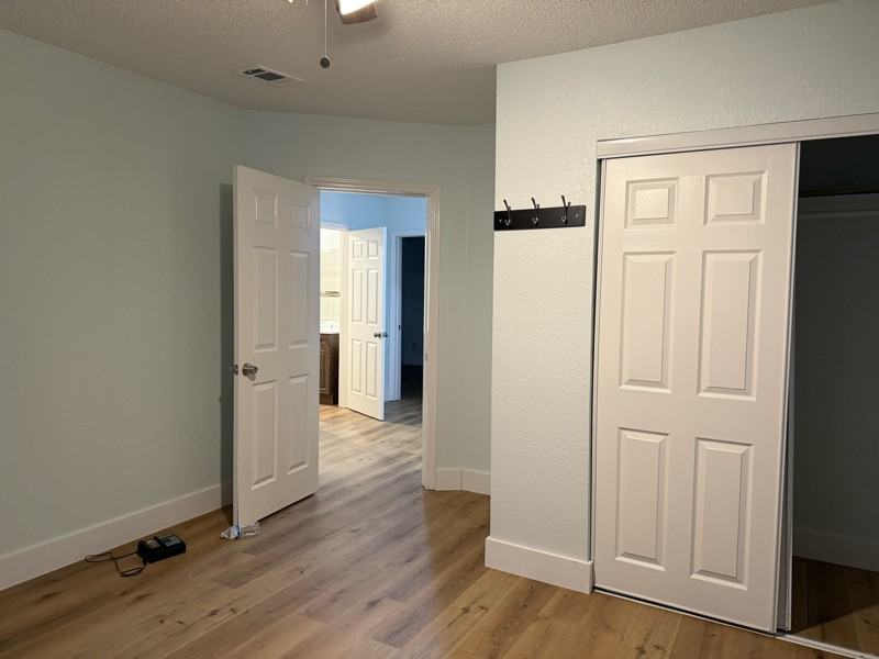 2543 E Ann Arbor Ave - Photo 3 of 19