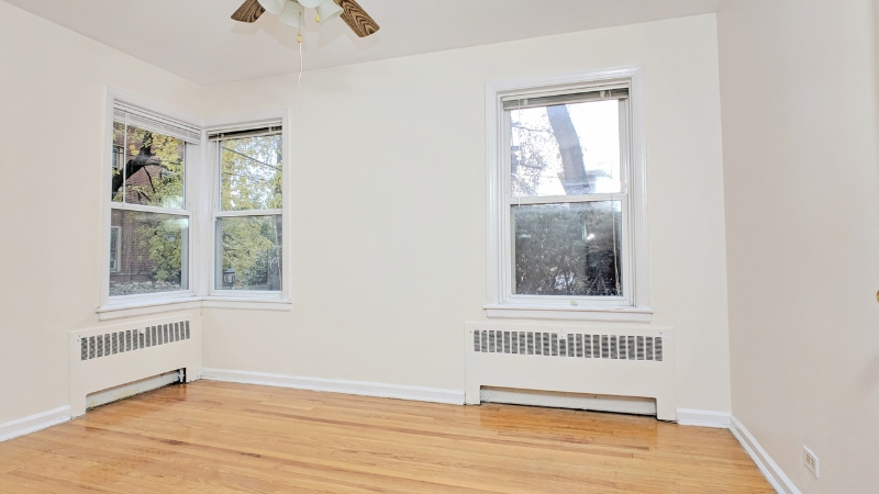 1518 N Harlem Ave #2W - Photo 7 of 8