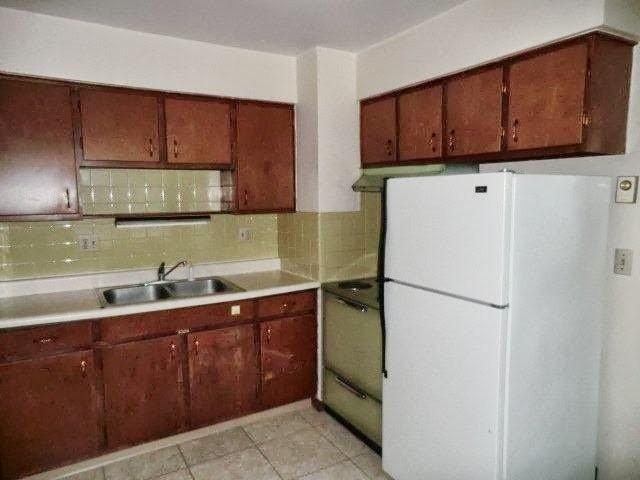 712 Cedar Dr #8 - Photo 3 of 7