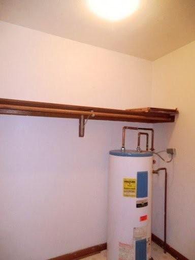 712 Cedar Dr #8 - Photo 4 of 7