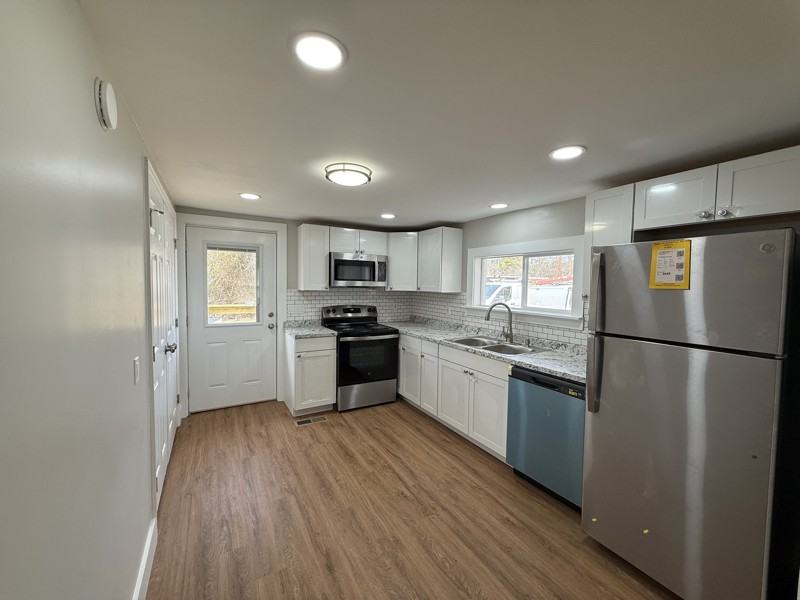 8424 Romine Rd - Photo 4 of 9