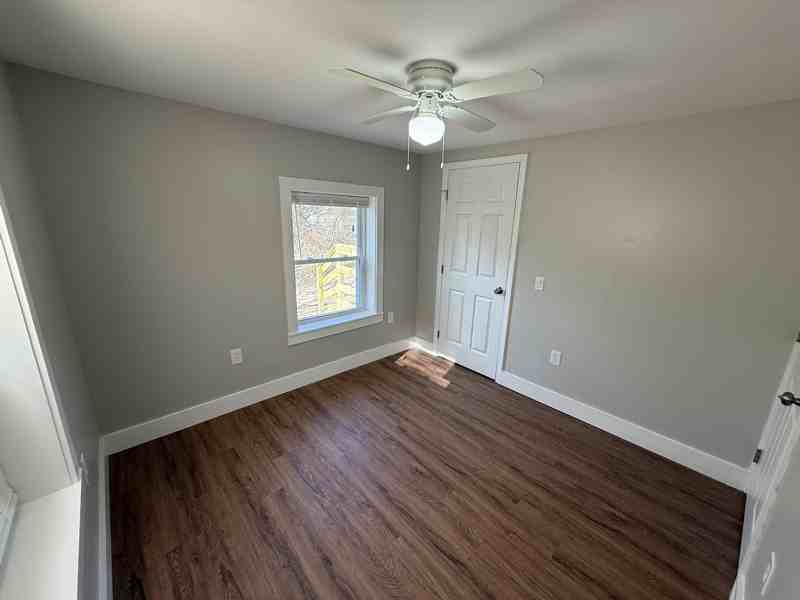8424 Romine Rd - Photo 7 of 9