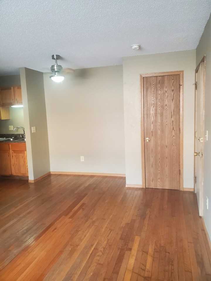 664 E Cherry St #D5 - Photo 7 of 10