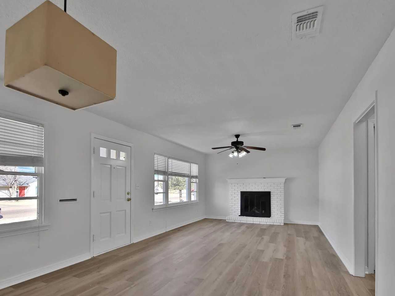 4013 32nd St - Photo 2 of 16