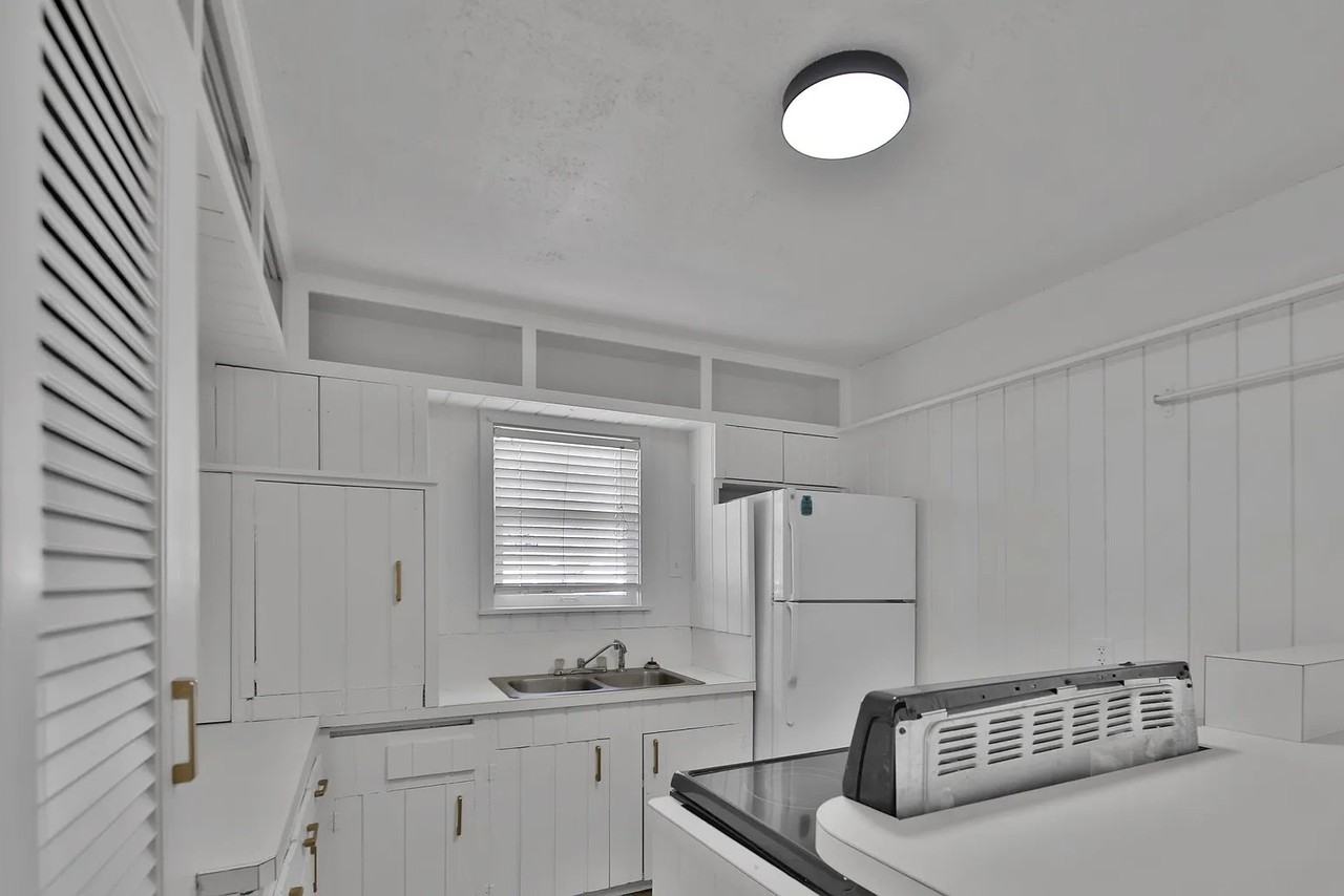4013 32nd St - Photo 5 of 16