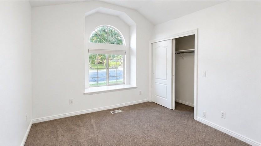 871 Se - Photo 4 of 8