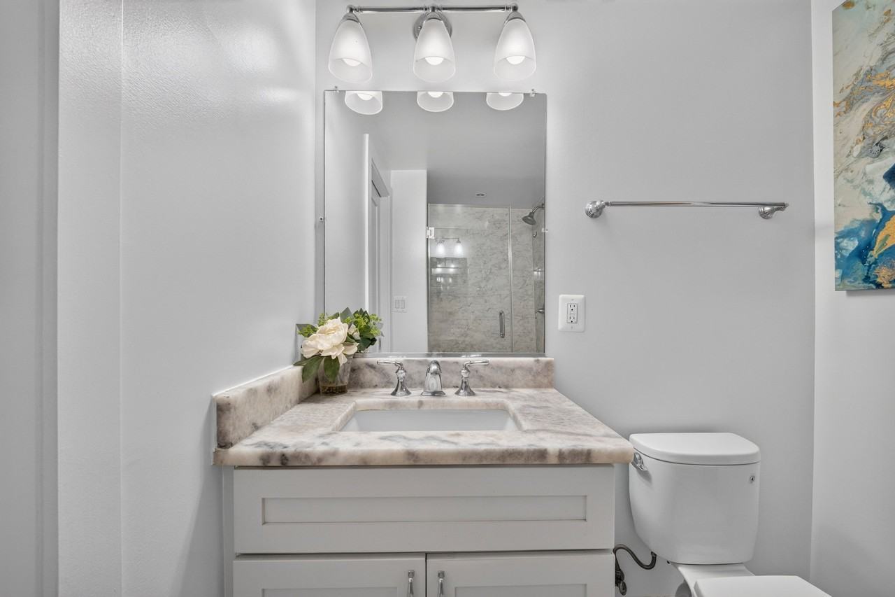 1350 Nicholson St Nw #1 - Photo 4 of 20