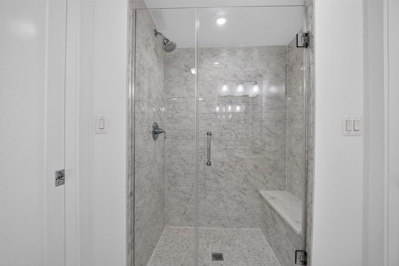 1350 Nicholson St Nw #1 - Photo 5 of 20