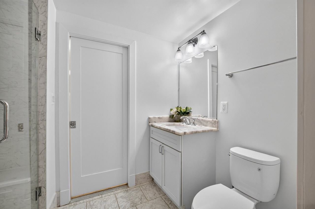 1350 Nicholson St Nw #1 - Photo 6 of 20