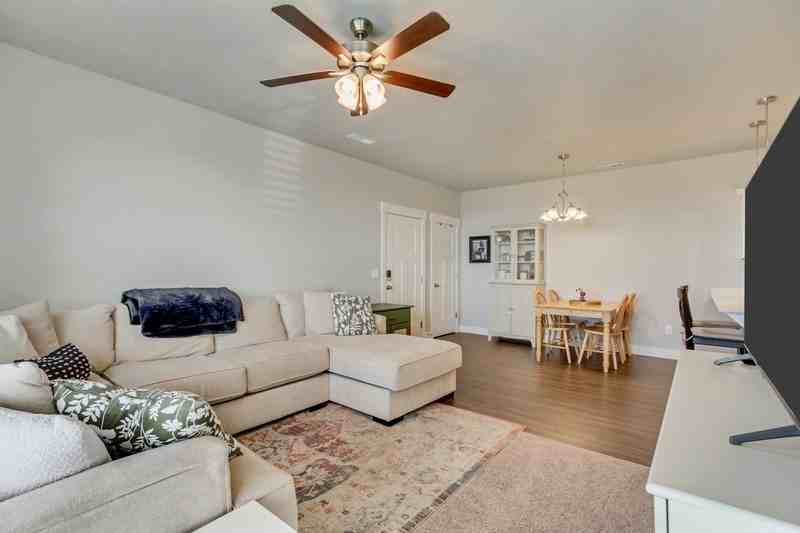 927 W Coral Charm Way #M202 - Photo 2 of 26