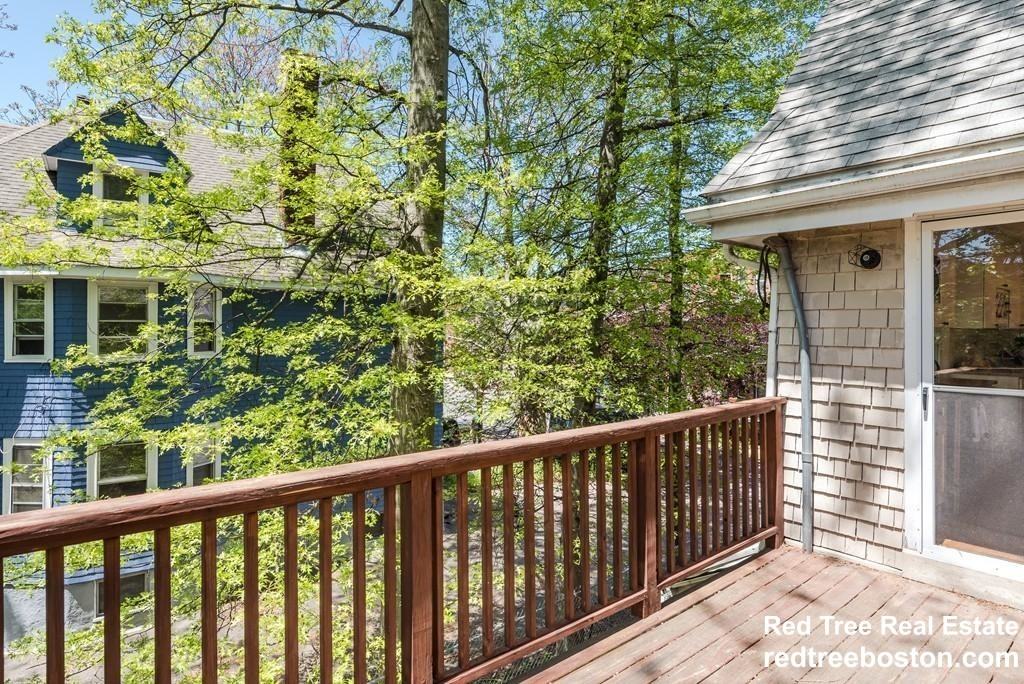 21 Kinross Road #3 - Photo 4 of 18