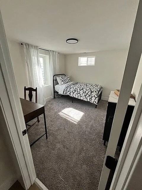 2365 Oakland St #B - Photo 4 of 10