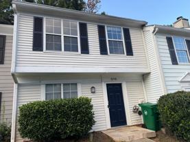 5715 Wells Cir - Photo 1 of 1