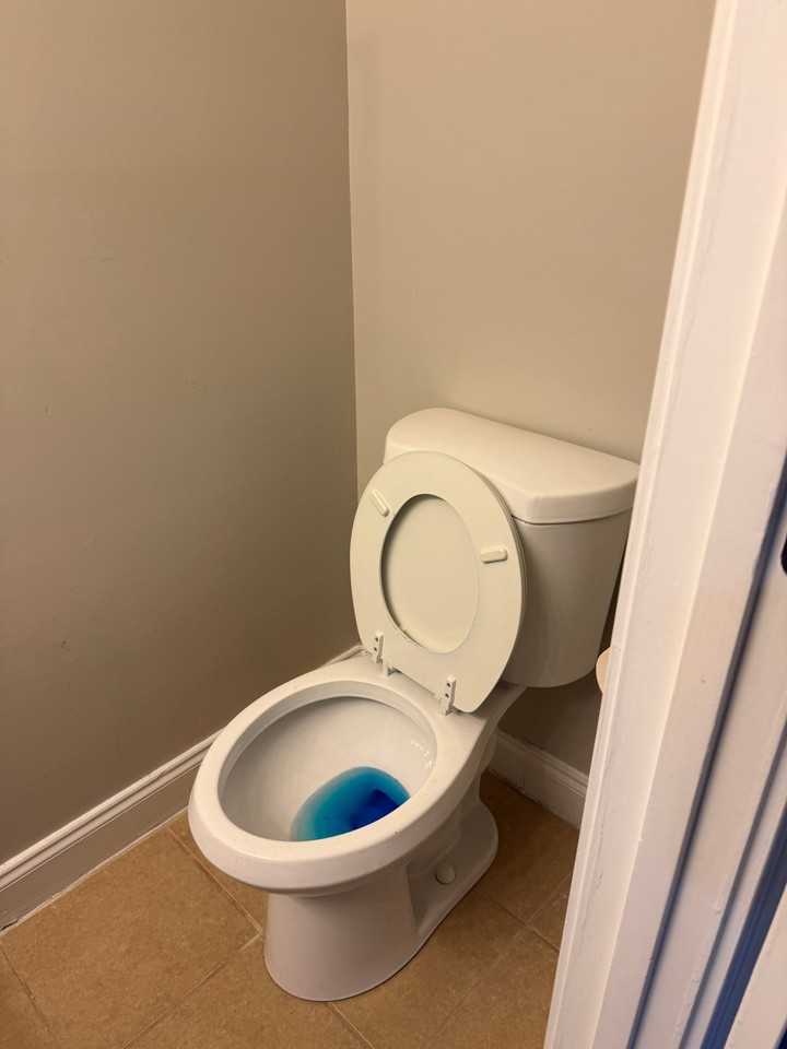 5715 Wells Cir - Photo 3 of 13