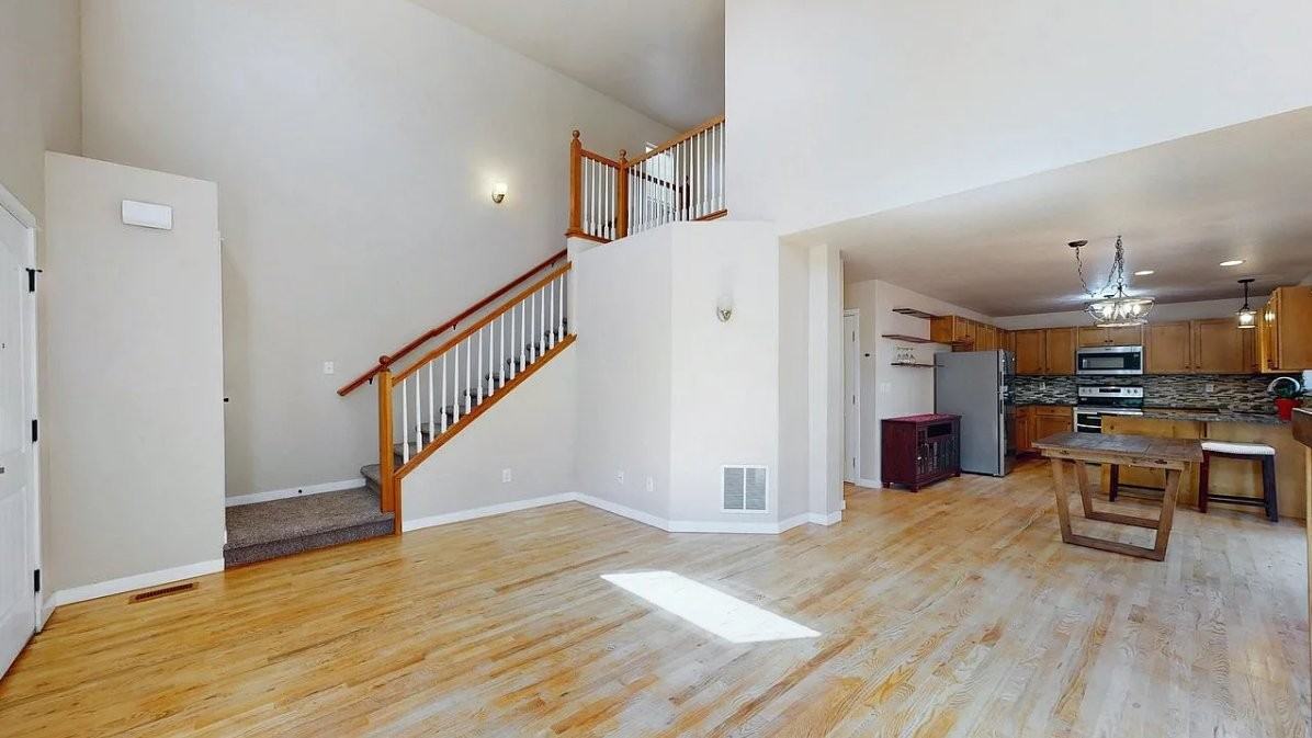 1306 Mount Meeker Ave - Photo 6 of 30