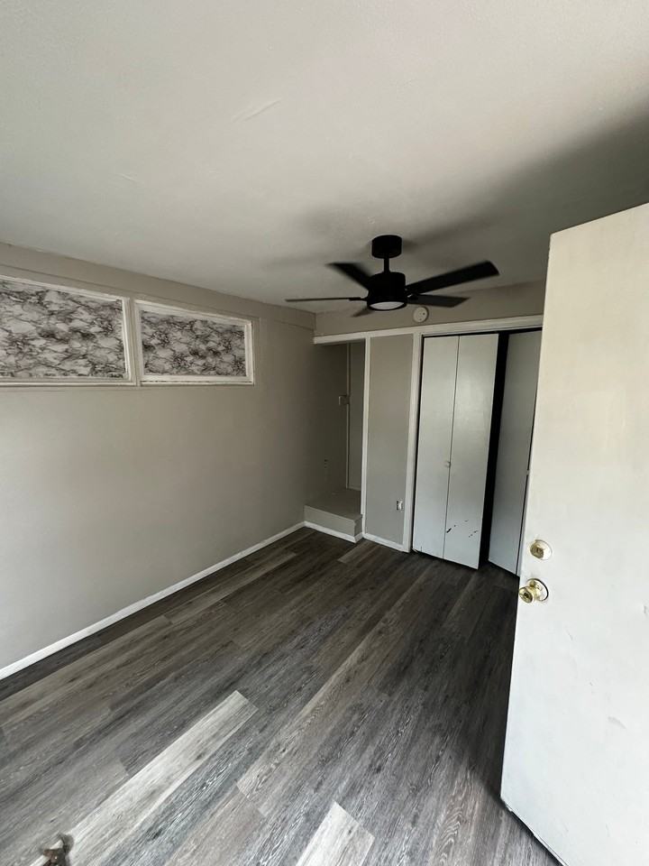 902 W Runyan Ave - Photo 5 of 12