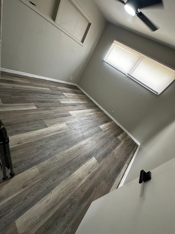 902 W Runyan Ave - Photo 7 of 12