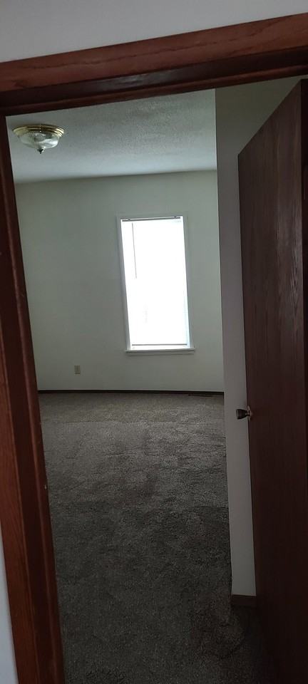 401 Clark St #1 - Photo 4 of 10