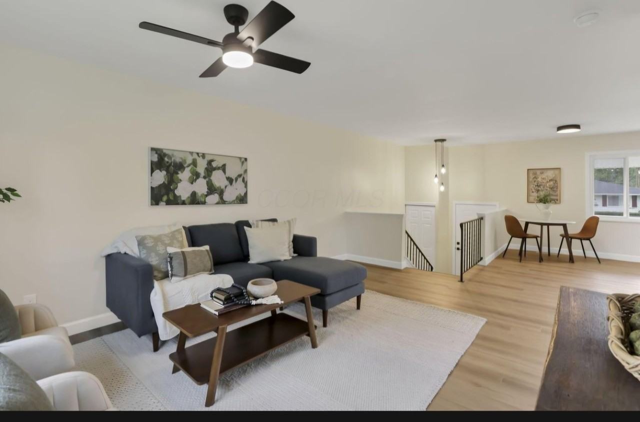 2714 Roxbury Rd - Photo 2 of 12