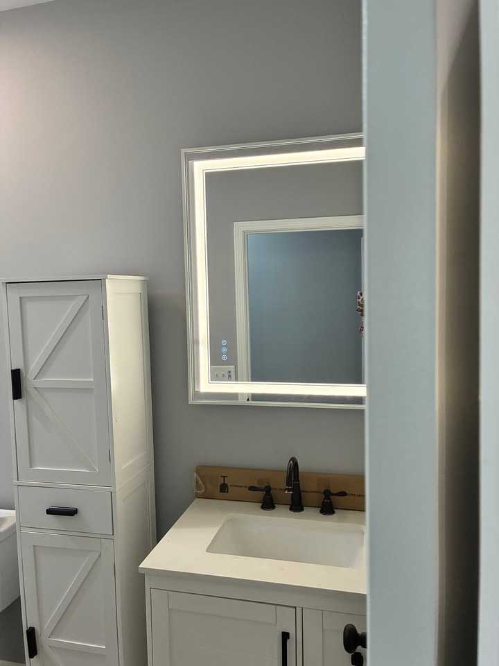117 Webb Ave - Photo 4 of 14
