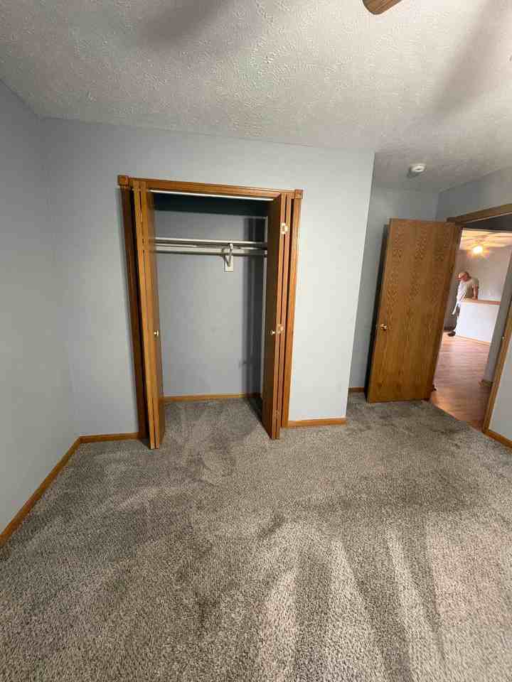 605 Huehl Cir - Photo 4 of 17