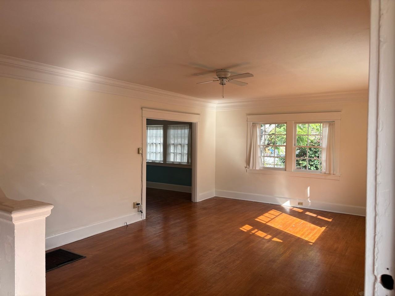 645 N Dillon St #1 - Photo 3 of 9