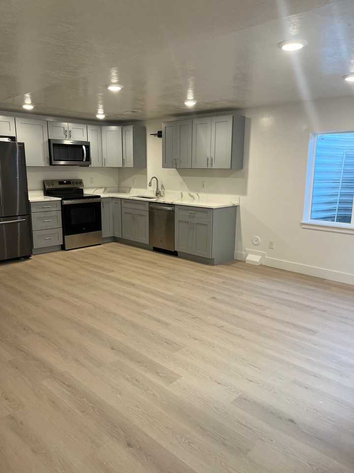 3642 N Janie St #B - Photo 6 of 13