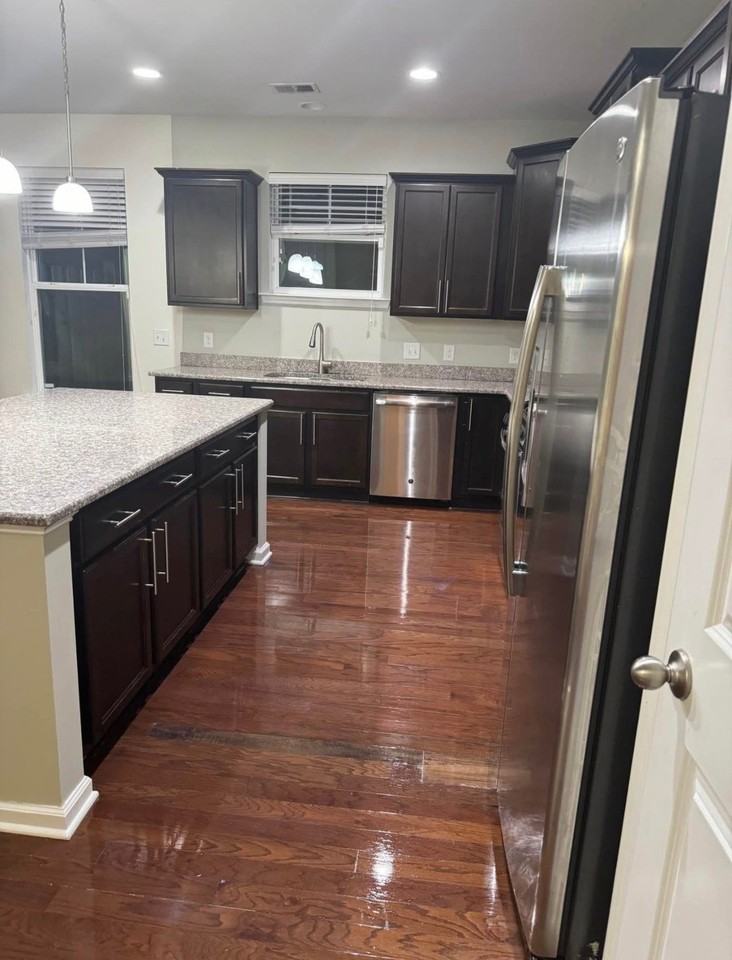 4 Bradford Ct - Photo 2 of 10