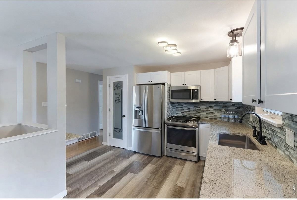 1431 S Magnolia Way - Photo 3 of 13