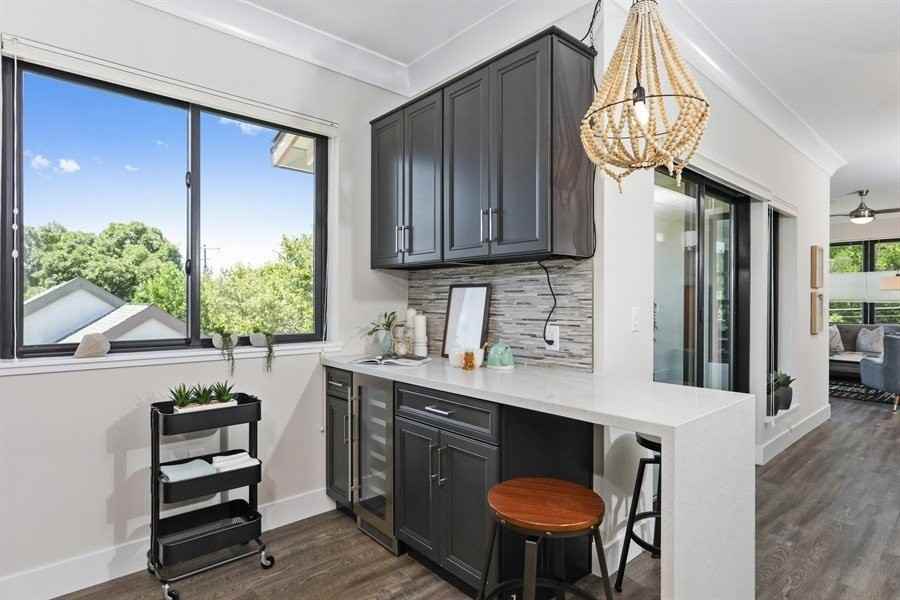 820 B St #302 - Photo 4 of 14