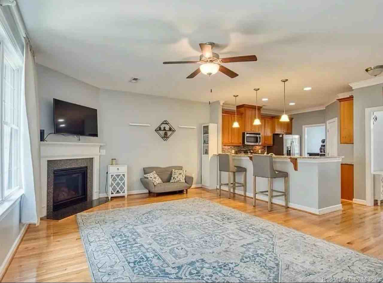 103 Peyton Randolph Dr - Photo 7 of 20