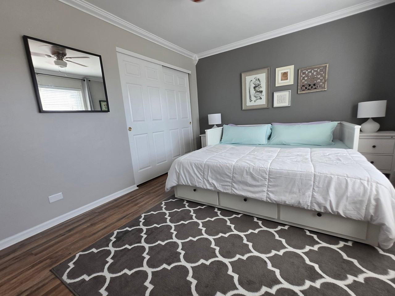 624 Ebony Dr - Photo 3 of 16